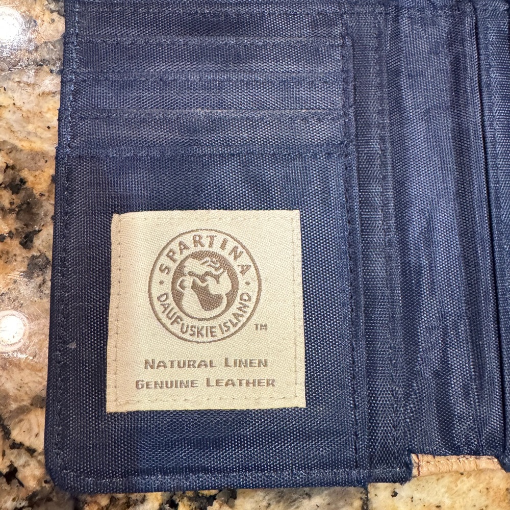 Spartina 449 Mary Lavinia Tulip Card Holder and Wallet - Picture 7 of 13